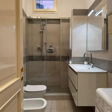 아파트 Elegance & Design In The Historic Center