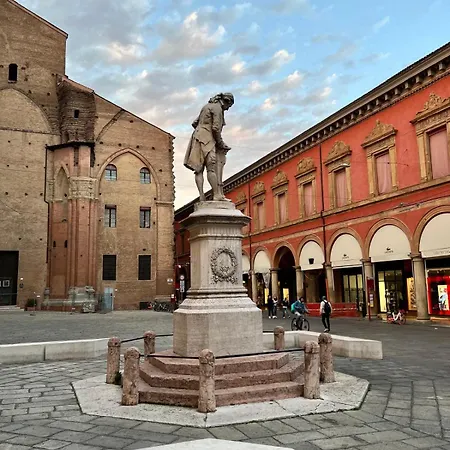 Elegance & Design In The Historic Center * Bologna
