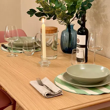 Elegance & Design In The Historic Center Appartement Bologna